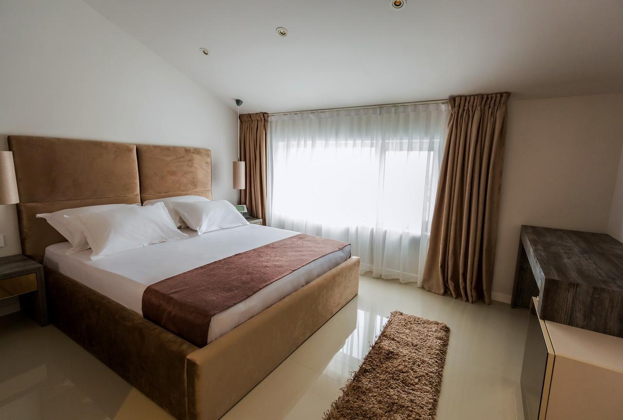 Hotel Crystal Light Ni Eksteriør billede