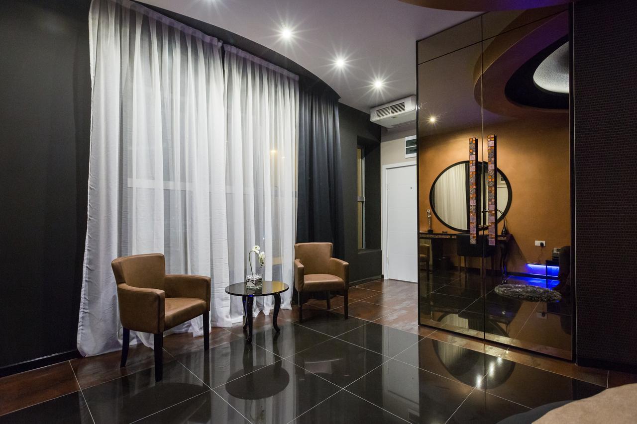 Hotel Crystal Light Ni Eksteriør billede