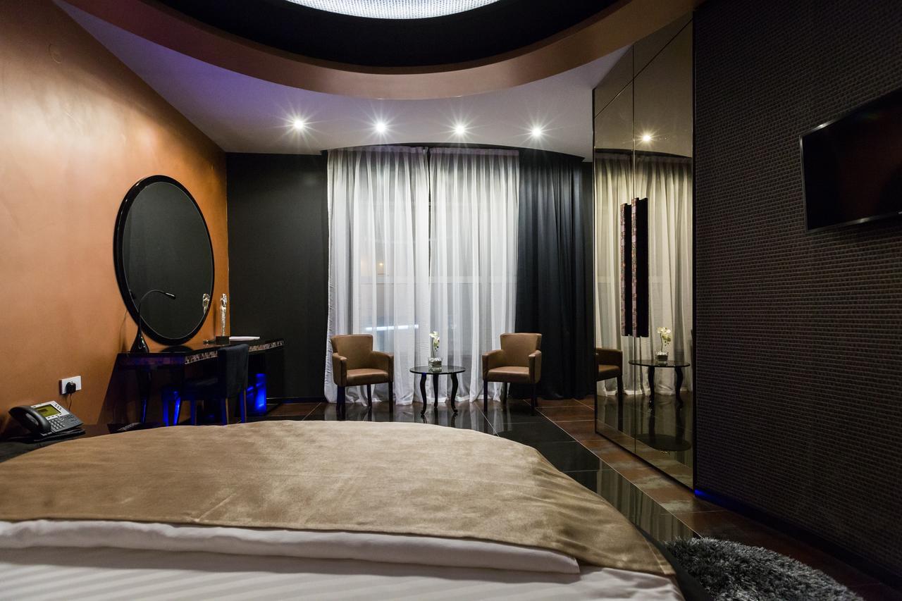 Hotel Crystal Light Ni Eksteriør billede