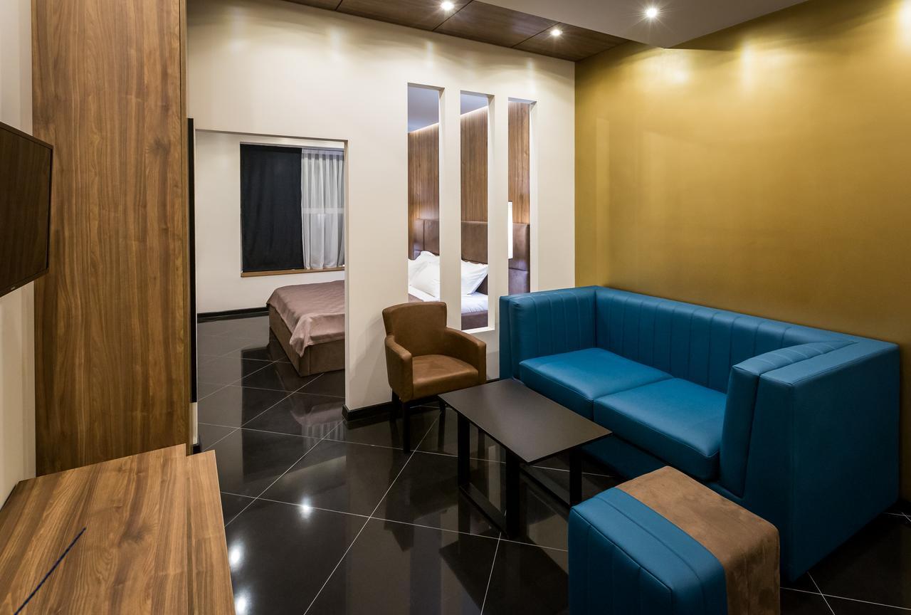 Hotel Crystal Light Ni Eksteriør billede