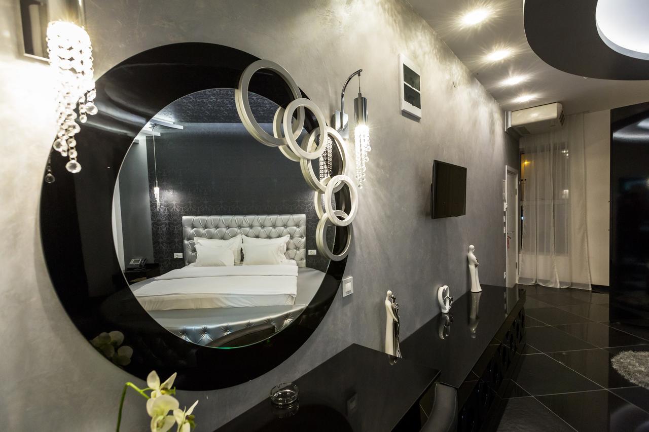 Hotel Crystal Light Ni Eksteriør billede